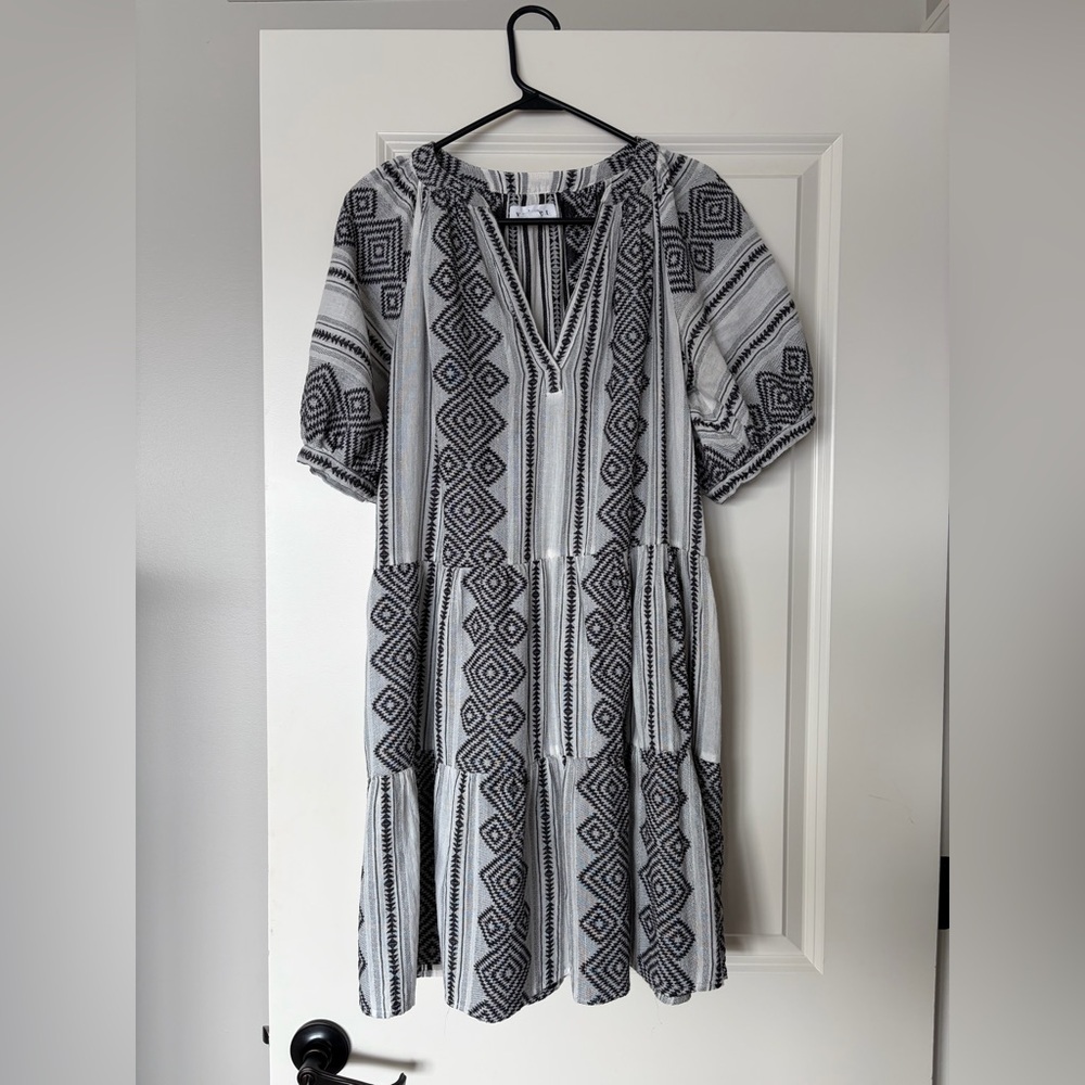 Velvet By Graham & Spencer Monique
Jacquard Boho Puff Sleeve Dress.